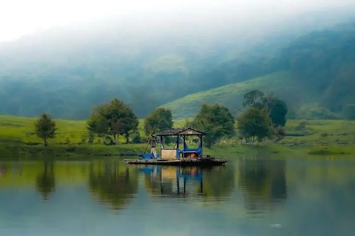 Lake Saat, a Charming Natural Tourism in Puncak Bogor Full of Exciting Activities